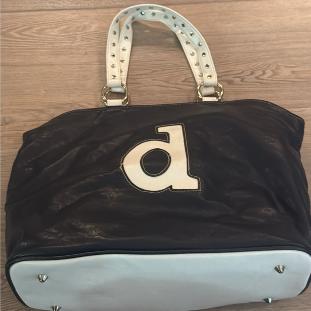 Faux leather “d” bag